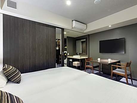 Deluxe Twin Room (2 Adults) - Non-Smoking