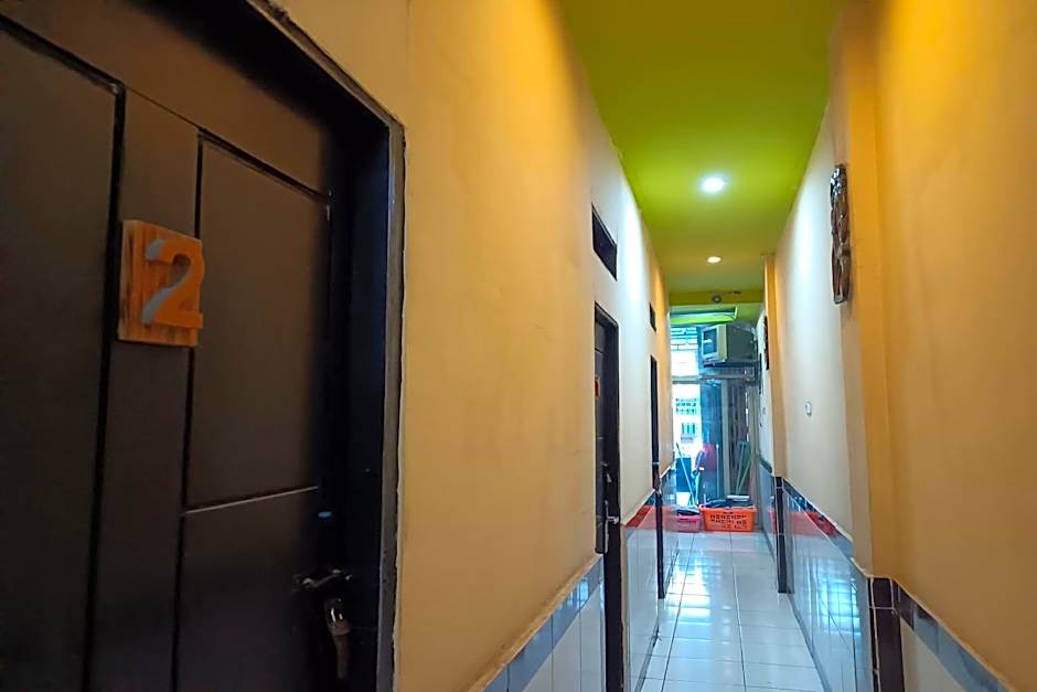 OYO 93485 Hotel Kenzie Sentani