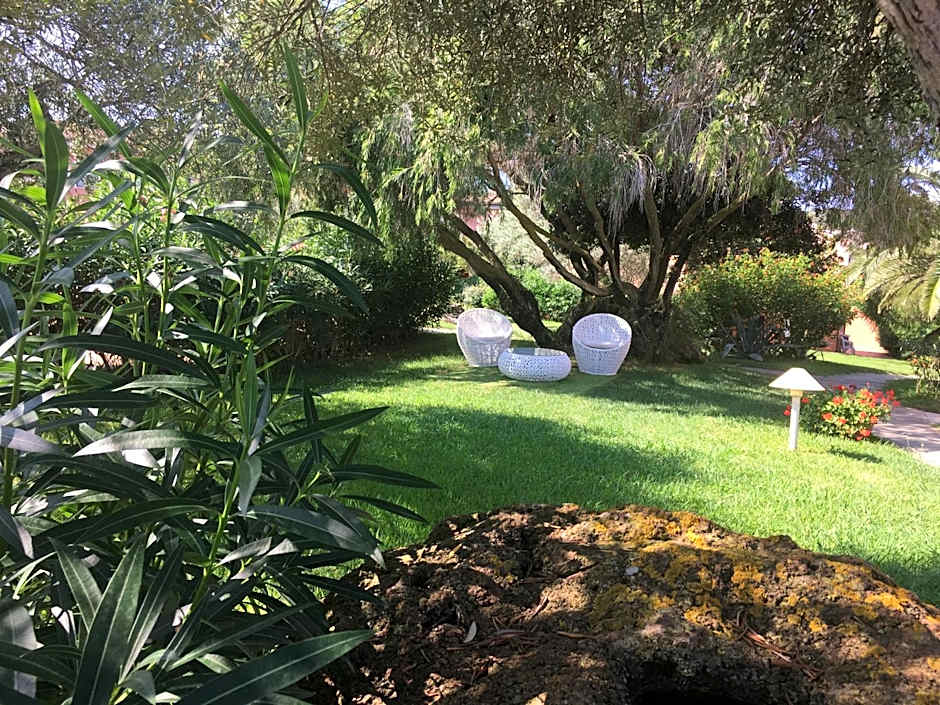 Cala Rosa Club Hotel