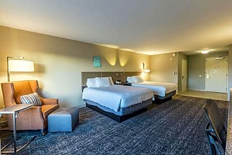 Junior Suite with Two Queen Beds