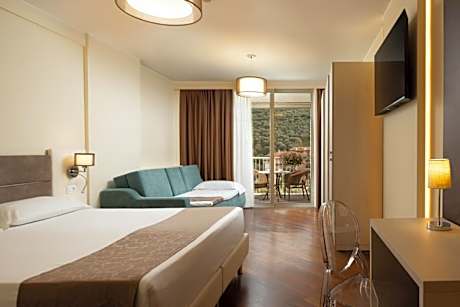 Large Junior Suite with Pool View