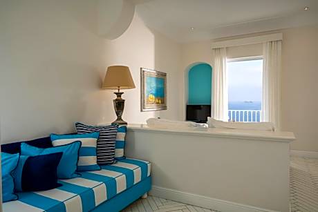 Junior Suite with Balcony