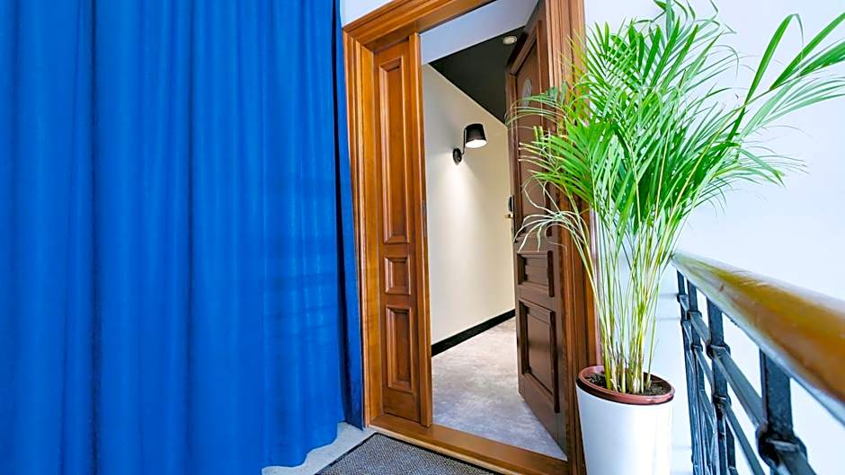 SZEWSKA 22 BOUTIQUE