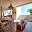 Frida's Artsy Condo with own mural, outdoor tub & rooftop pool