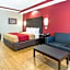 Econo Lodge Inn & Suites