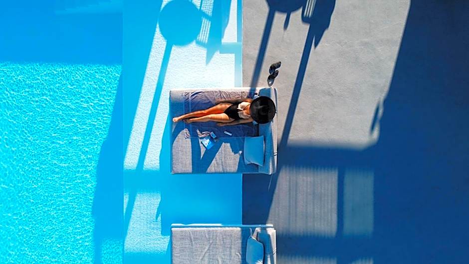 North Wind Luxury Suites