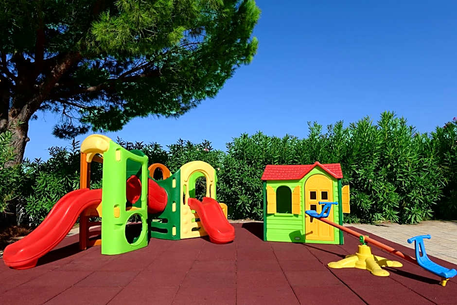 Airotel Achaia Beach