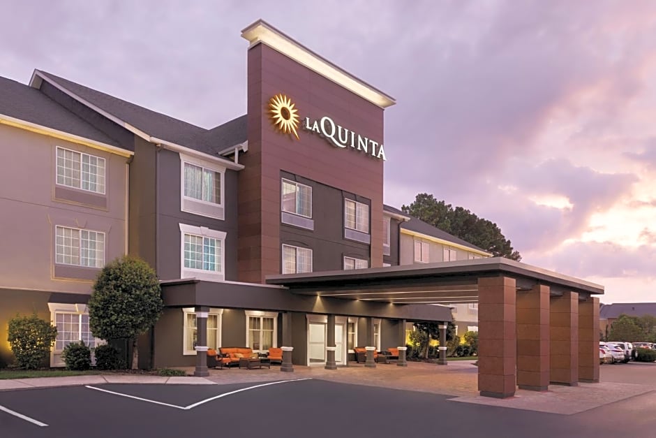 La Quinta Inn & Suites by Wyndham Cookeville