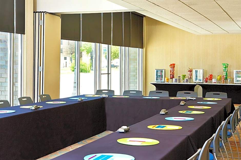 Aloft Milwaukee Downtown