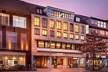 Garner Hamburg Wandsbek Marktplatz By IHG
