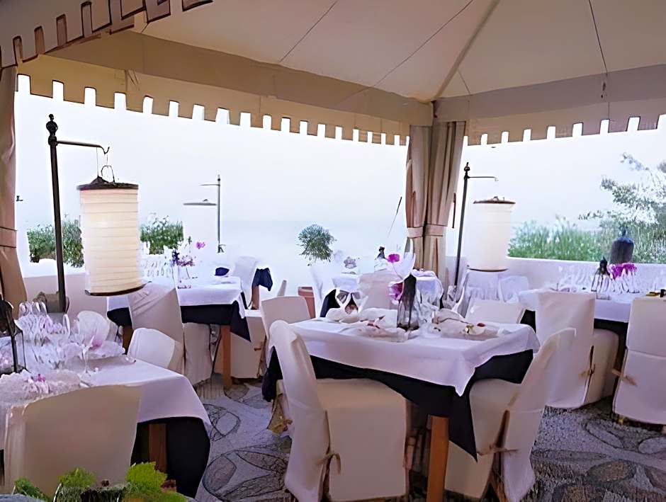 Melenos Lindos Hotel