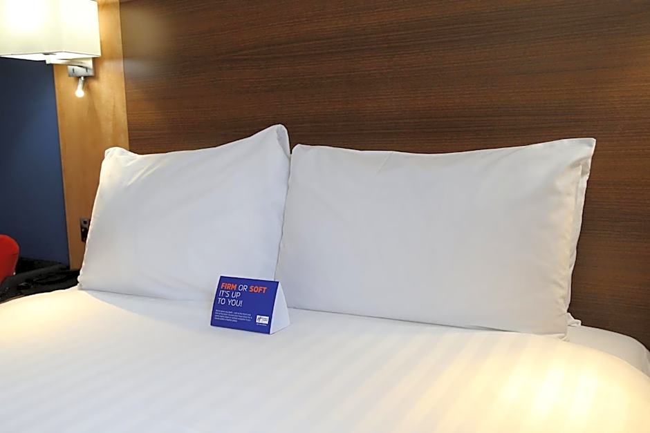 Holiday Inn Express Nuneaton By IHG