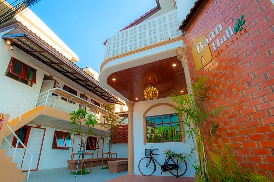 Baan Hall Hostel