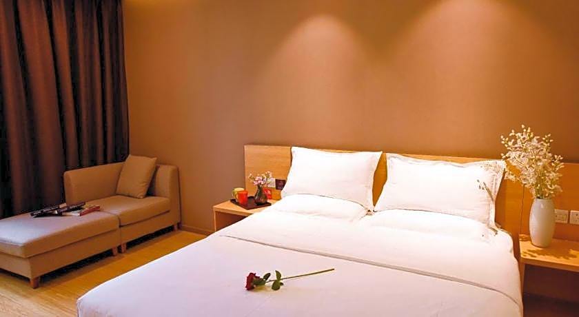 7 Days Premium Chongqing Longtou Temple North Railway Station Center