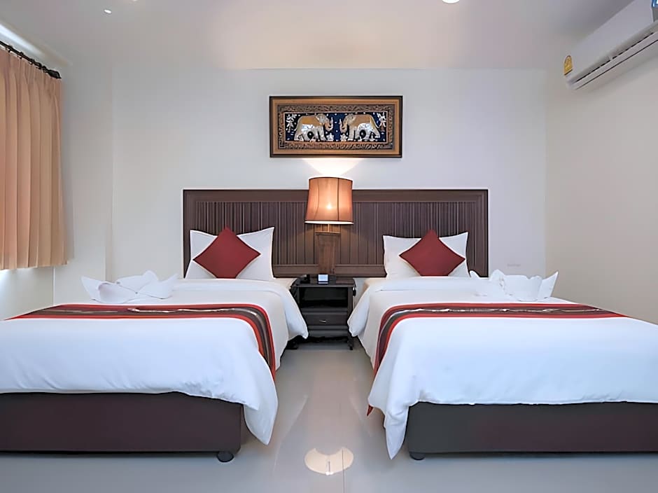 True Siam Rangnam Hotel