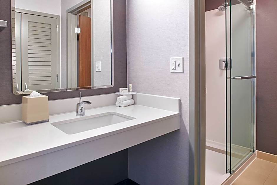 Courtyard By Marriott Chicago Highland Park/Northbrook