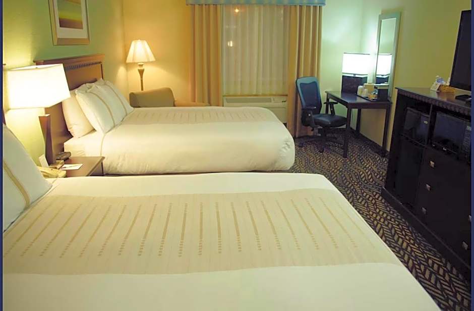 Fireside Inn And Suites