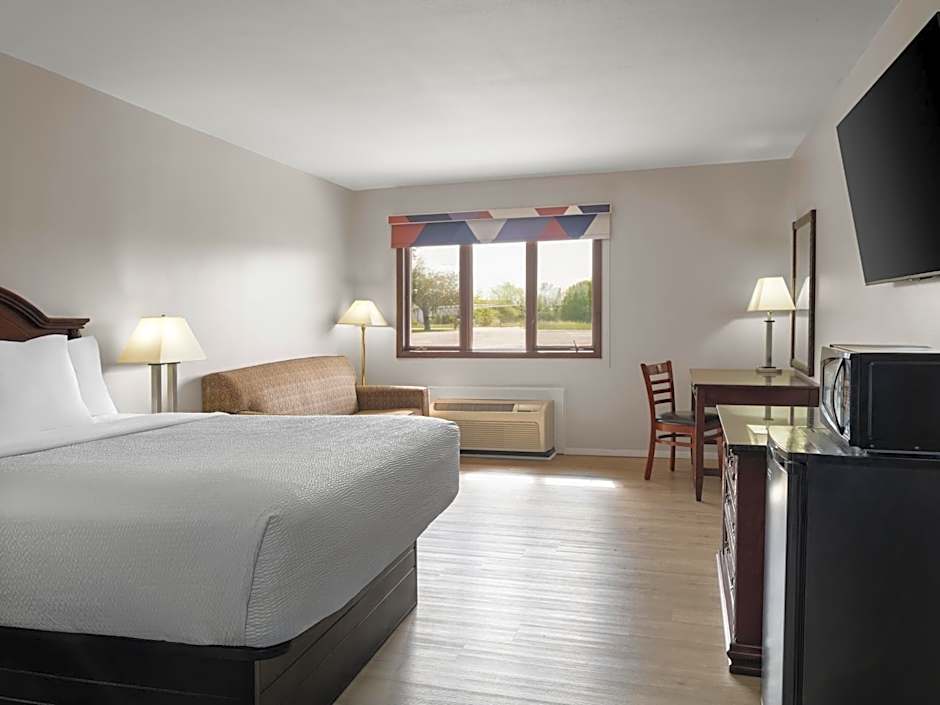 Avalon Hotel & Conference Center