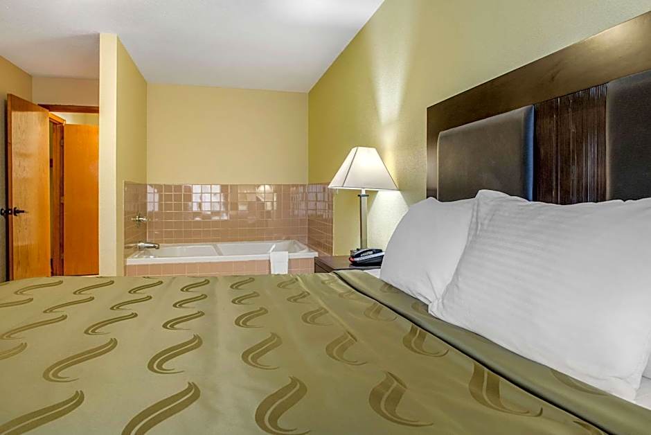 Quality Inn Bloomington