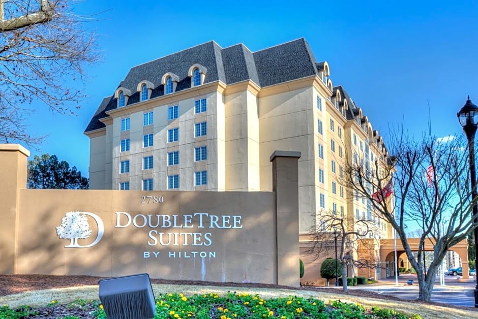 DoubleTree Suites by Hilton at The Battery Atlanta