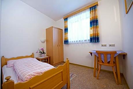 Single Room with Shower