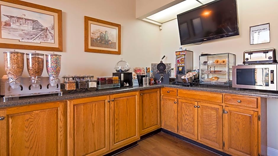 Best Western Wilderness Trail Inn