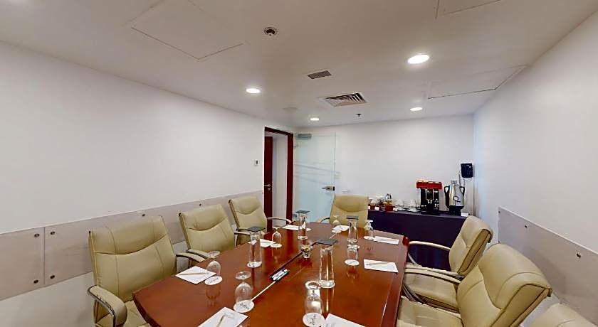 Radisson Hotel Colombo