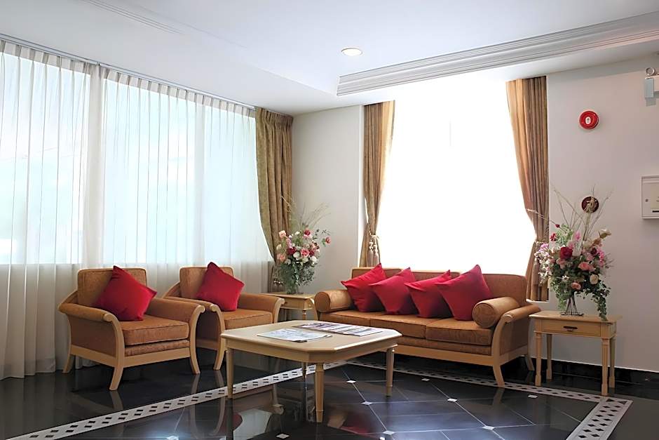 Romance Hotel Srinakarin