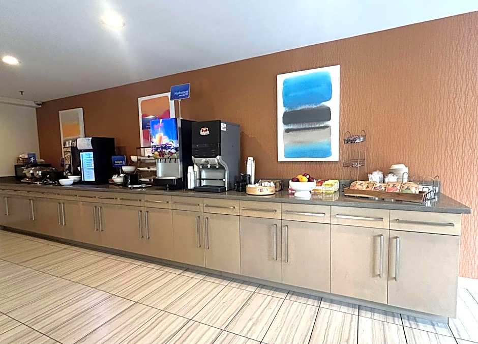 Best Western Erie Inn & Suites