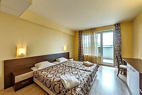 Twin Room with Balcony