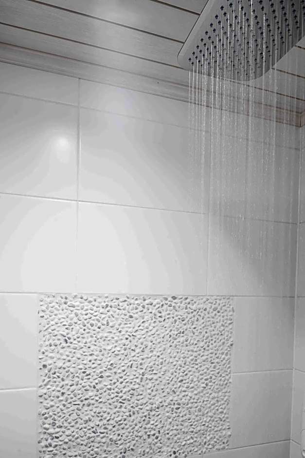 Santa's Igloos Arctic Circle