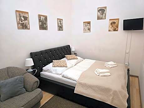 Budapest B&B Bed and Breakfast