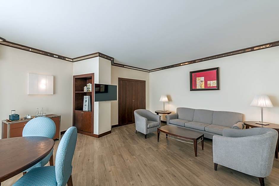 Sesimbra Oceanfront Hotel - Preferred Hotels and Resorts