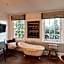 Tavern Townhouse - Boutique Town Centre Stay, Henley-on-Thames