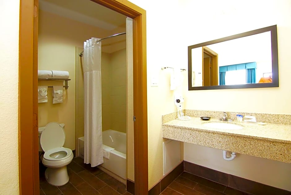 Americas Best Value Inn And Suites Cuero