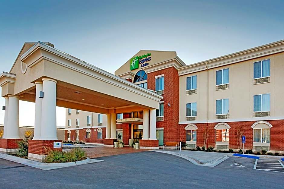 Holiday Inn Express & Suites Ozona By IHG