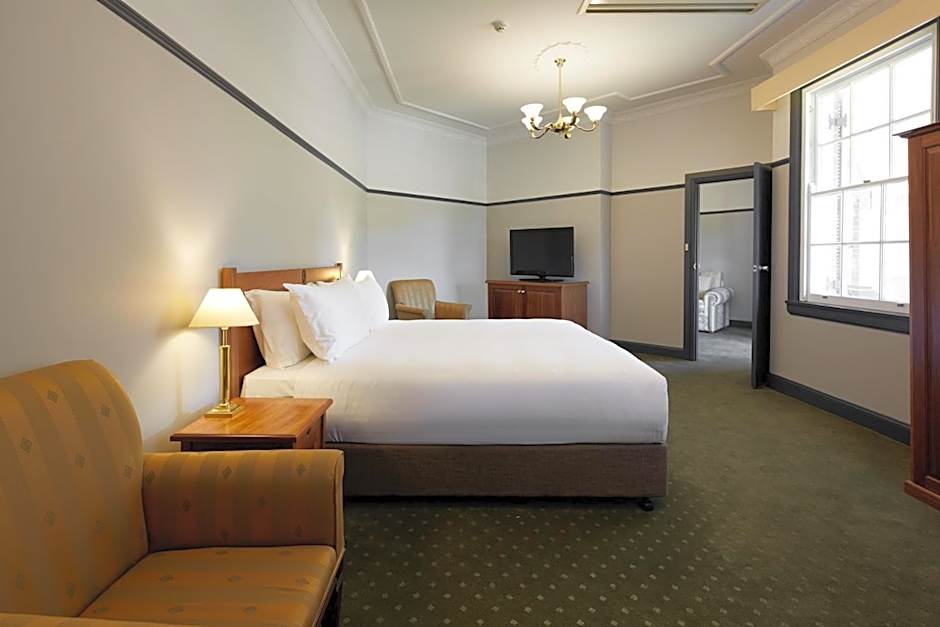 Brassey Hotel