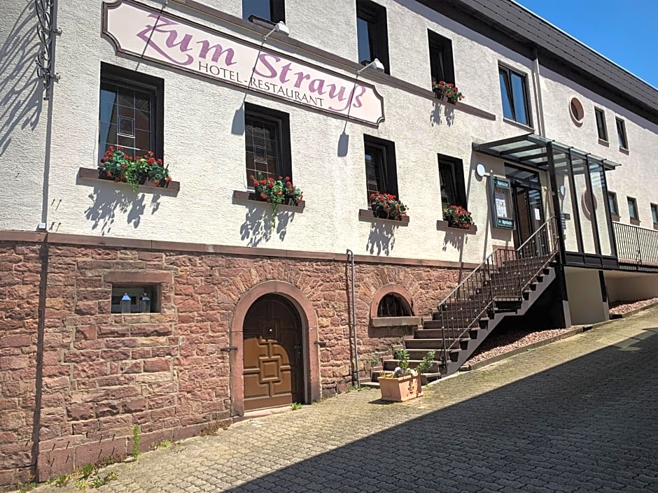 Hotel zum Strauß