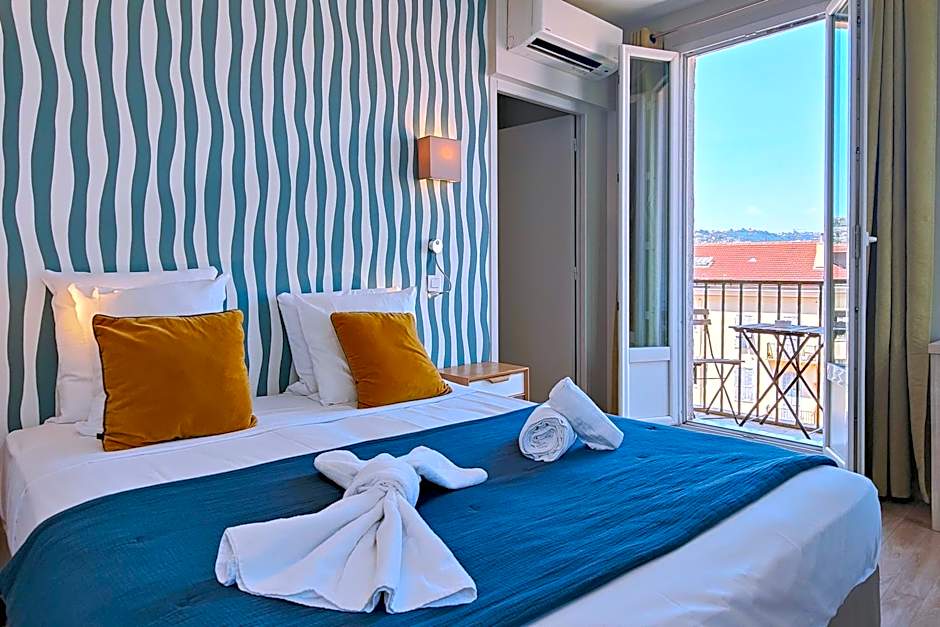 Ajoupa Aparthotel AMMI Massena