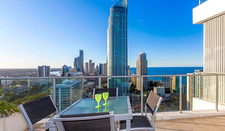 Artique Surfers Paradise - Official