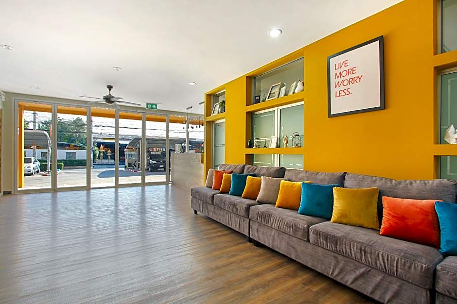 Fullroom 77 Srinakarin