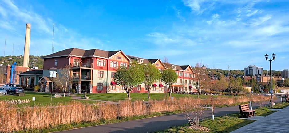 Canal Park Lodge