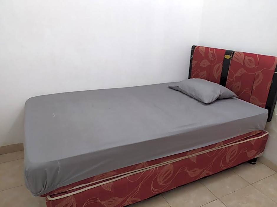 Hotel O Wisma Astukara Syariah Near Sejahtera Department Store Pinrang