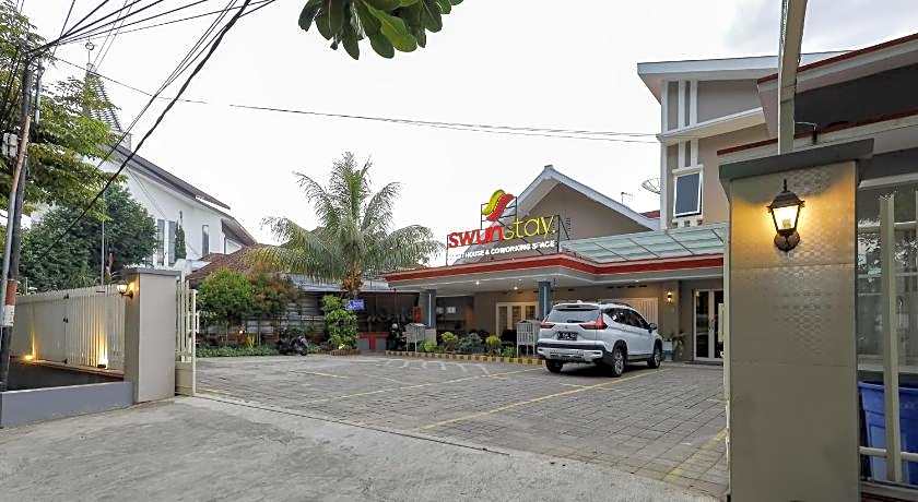 RedDoorz Plus @ Swun Stay Raya Langsep