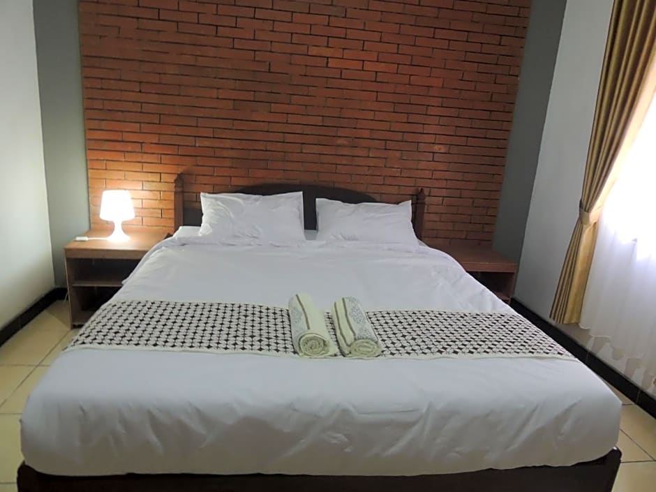 Omah Mardi Syariah by Ndalem Beong