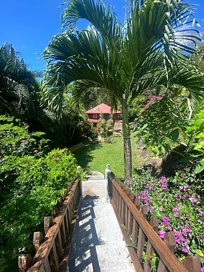 Le Domaine du Rocher Noir