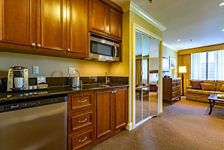 Deluxe Junior Suite