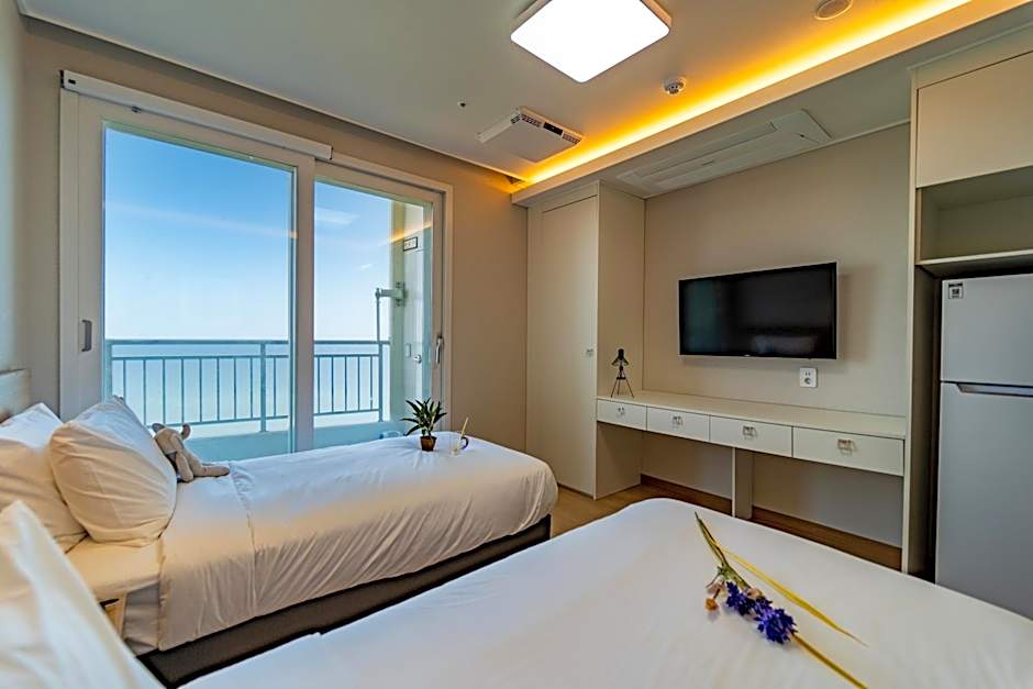 Gangneung PINEART Label