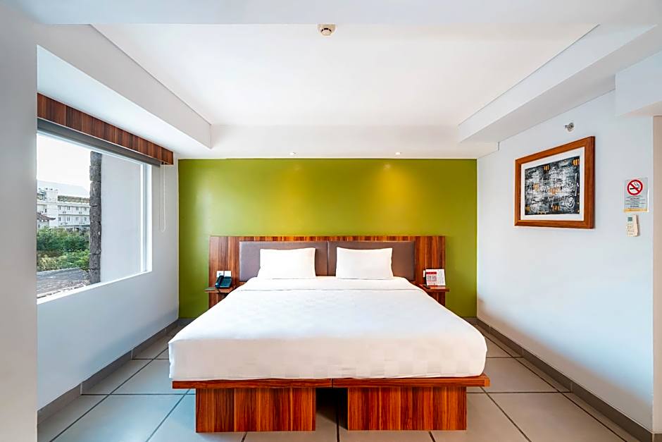 Swiss-Belexpress Kuta Legian