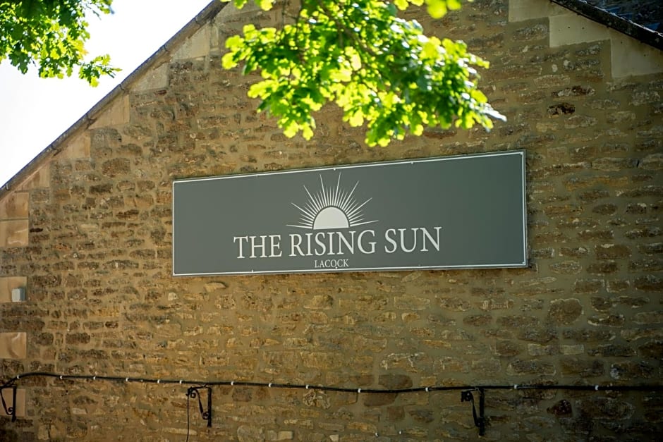 Rising Sun Pub, Restaurant and Rooms